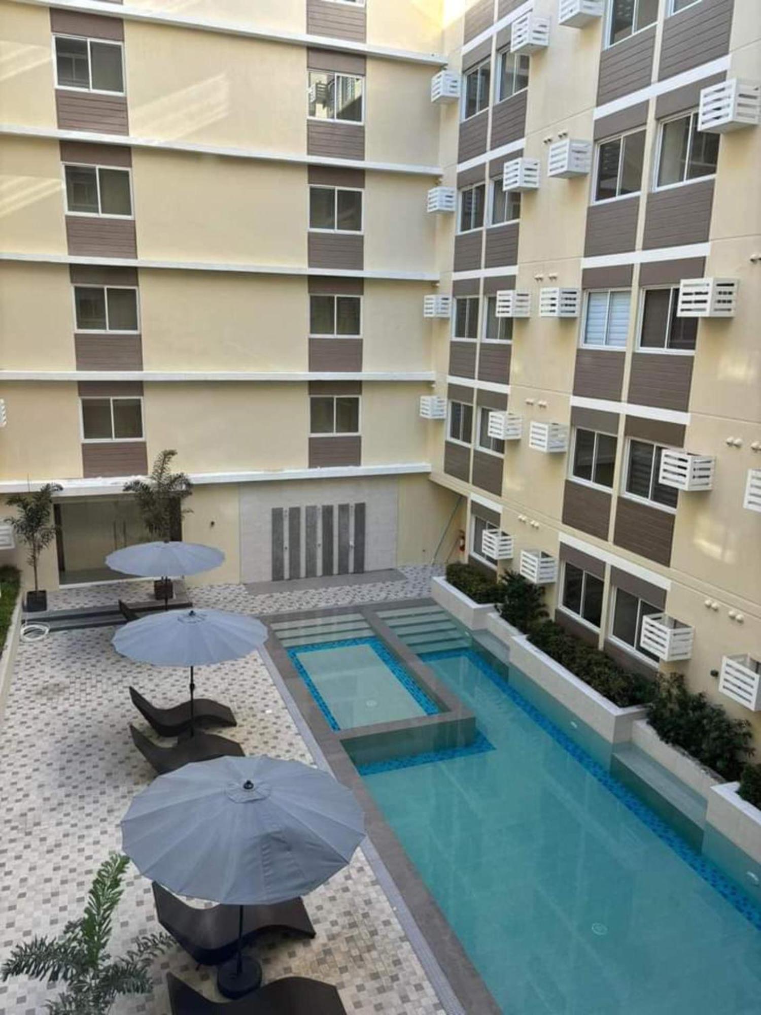 Fullerton Suites Puting Kahoy Eksteriør bilde